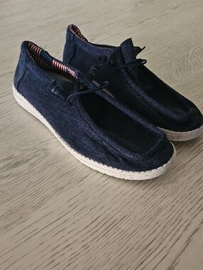 Men's Navy Slip-On Canvas Boat/ Beach Loafers w/ Lightweight Sole American Theme
